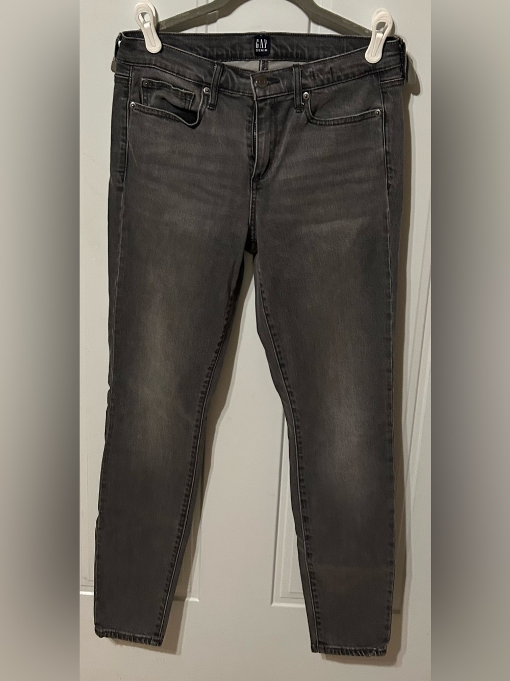 GAP Denim woman’s Gray Skinny Jeans